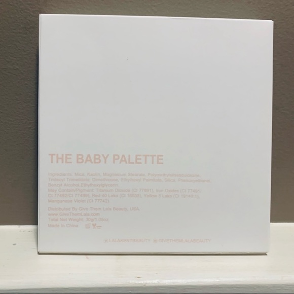 NWT GIVE THEM LALA BEAUTY “The Baby” Eyeshadow Palette - Picture 5 of 9